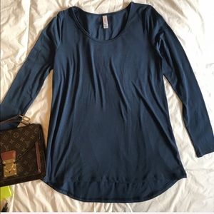 LuLaRoe longsleeves tunic top size small